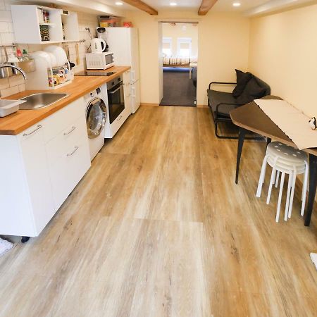 Low Ceiling Apartment Рига Экстерьер фото
