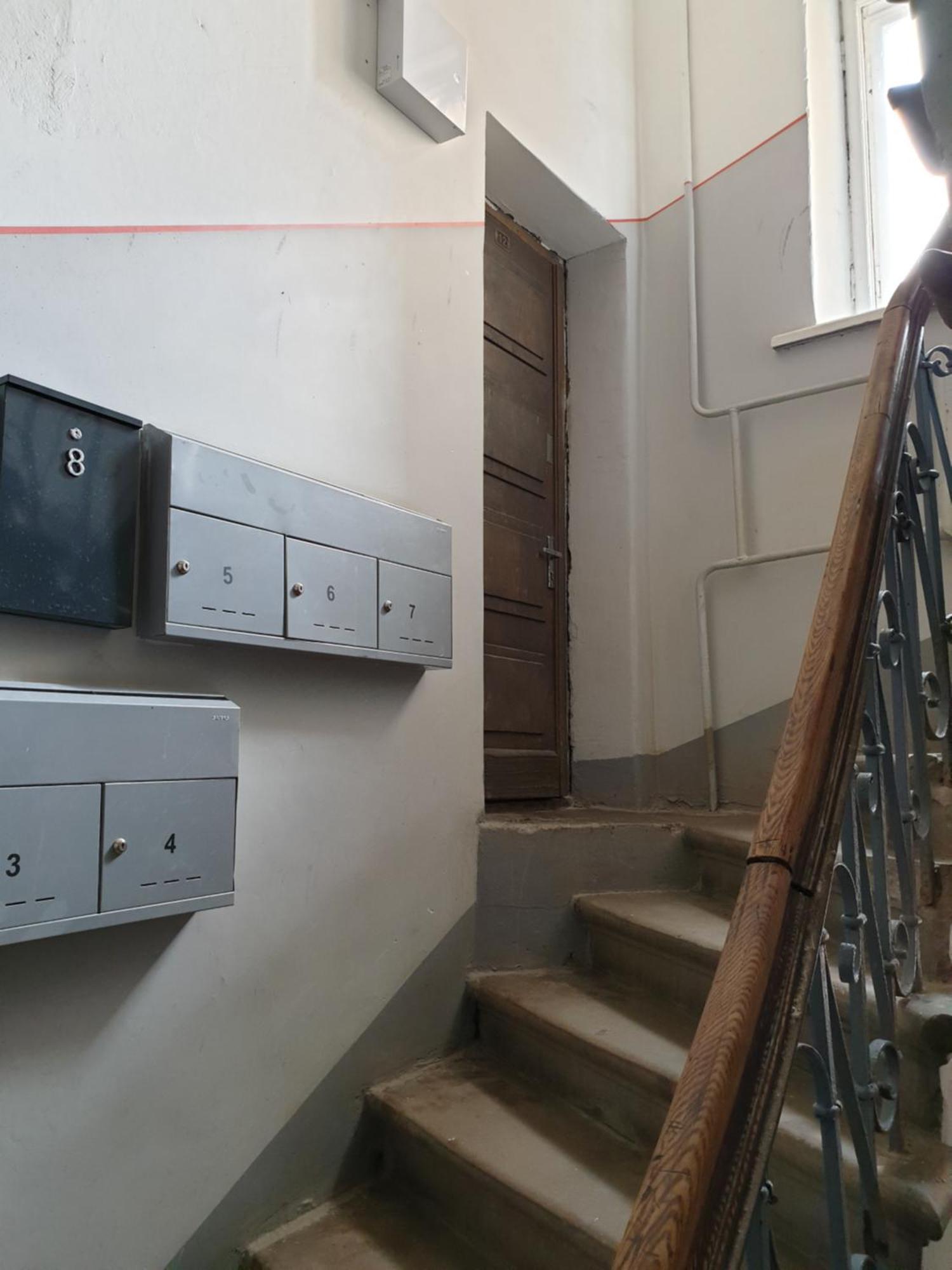 Low Ceiling Apartment Рига Экстерьер фото
